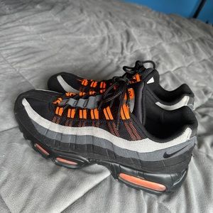Nike Air Max 95 Orange/Black